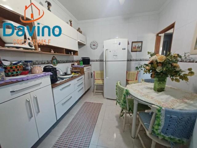 Casa / Sobrado para Venda em Praia Grande/SP Tupi 3 Quartos