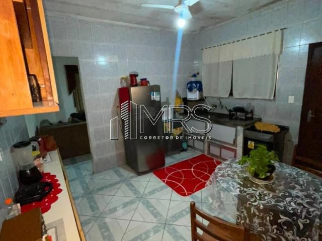 Casa / Sobrado para Venda em Praia Grande/SP Tupi 3 Quartos