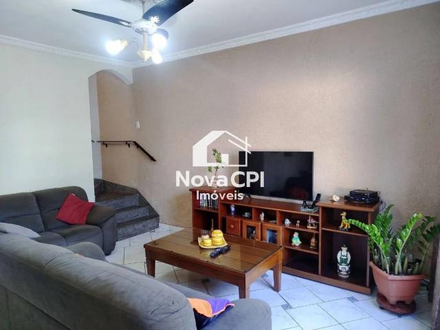 Casa / Sobrado para Venda em Praia Grande/SP Tupi 4 Quartos