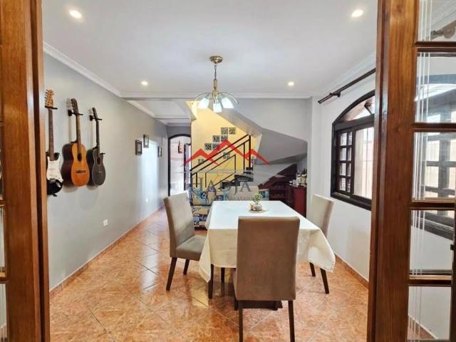 Casa / Sobrado para Venda em Praia Grande/SP Vila Mirim 3 Quartos