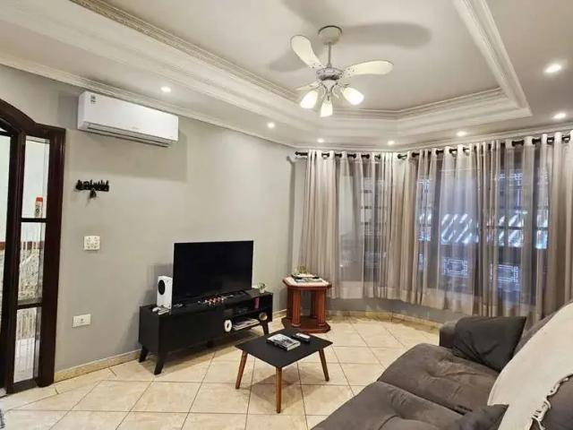 Casa / Sobrado para Venda em Praia Grande/SP Vila Mirim 3 Quartos
