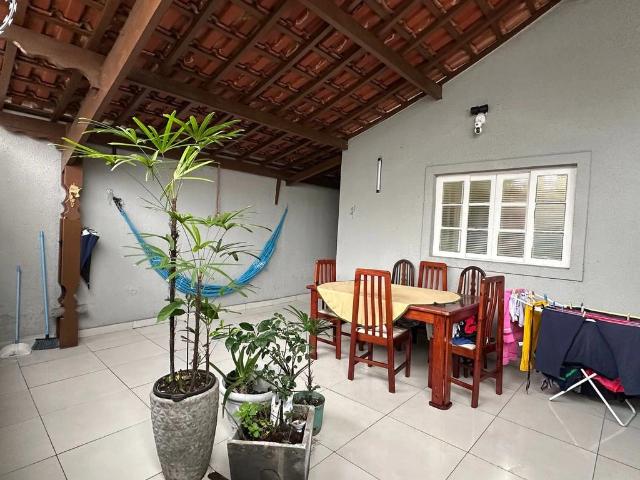 Casa / Sobrado para Venda em Praia Grande/SP Vila Antártica 2 Quartos