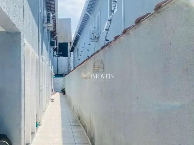 Casa / Sobrado para Venda em Praia Grande/SP Vila Antártica 2 Quartos