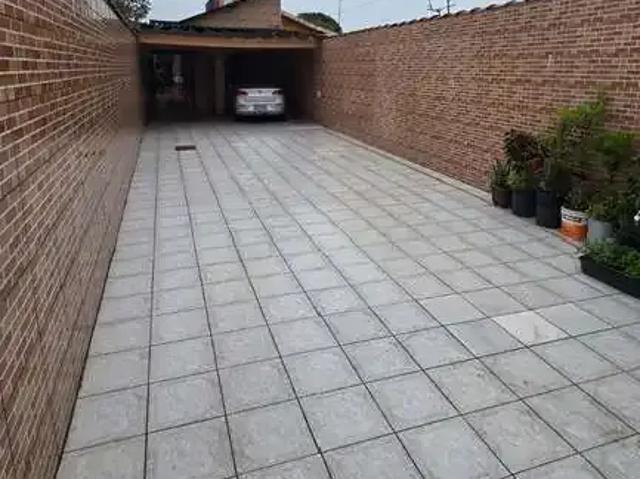 Casa / Sobrado para Venda em Praia Grande/SP Vila Antártica 2 Quartos