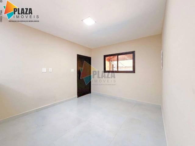 Casa / Sobrado para Venda em Praia Grande/SP Vila Assunção 3 Quartos