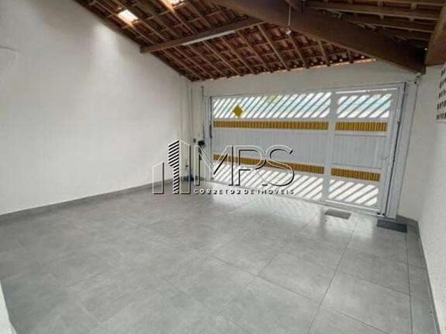 Casa / Sobrado para Venda em Praia Grande/SP Vila Caiçara 3 Quartos