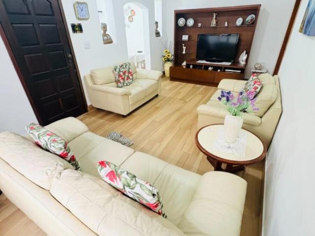 Casa / Sobrado para Venda em Praia Grande/SP Vila Caiçara 3 Quartos