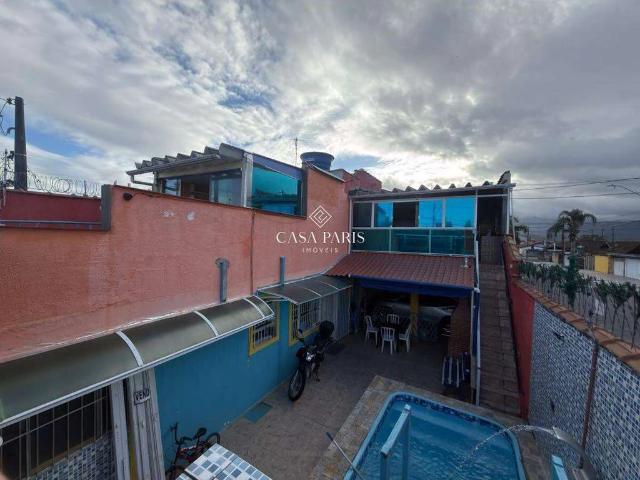 Casa / Sobrado para Venda em Praia Grande/SP Vila Caiçara 3 Quartos