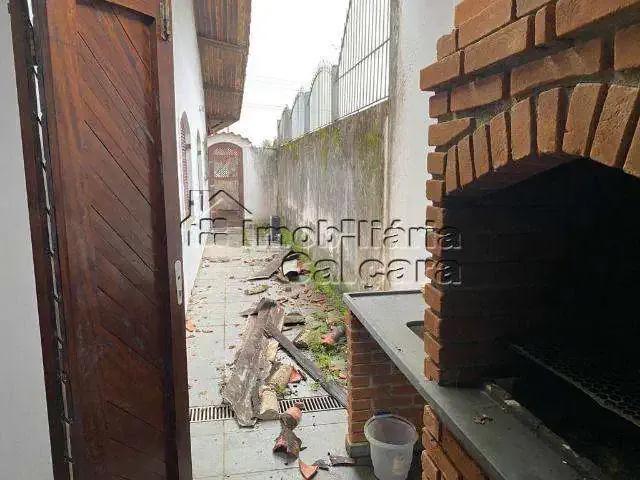 Casa / Sobrado para Venda em Praia Grande/SP Vila Caiçara 3 Quartos