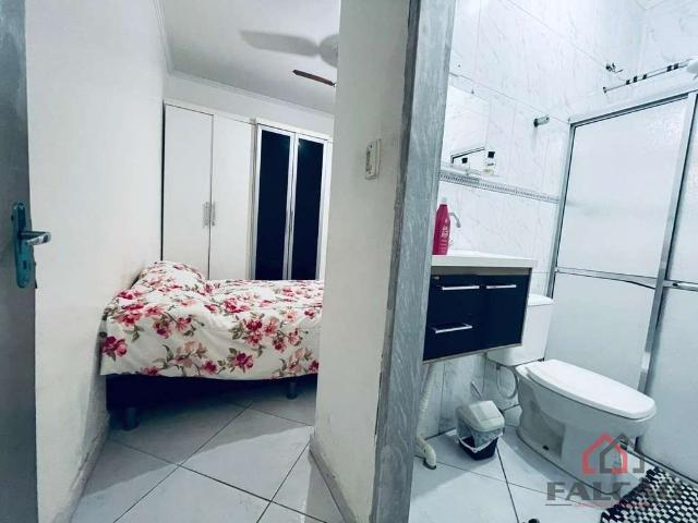 Casa / Sobrado para Venda em Praia Grande/SP Vila Caiçara 2 Quartos