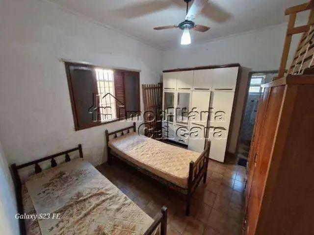 Casa / Sobrado para Venda em Praia Grande/SP Vila Caiçara 2 Quartos