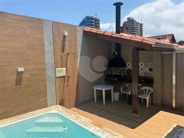 Casa / Sobrado para Venda em Praia Grande/SP Vila Caiçara 2 Quartos