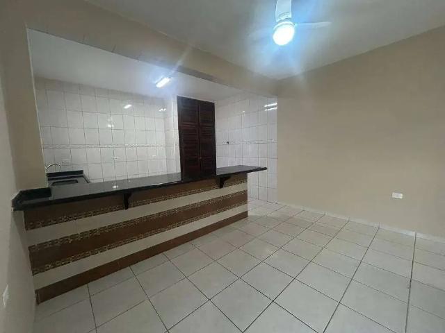 Casa / Sobrado para Venda em Praia Grande/SP Vila Caiçara 2 Quartos
