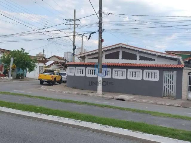 Casa / Sobrado para Venda em Praia Grande/SP Vila Caiçara 2 Quartos