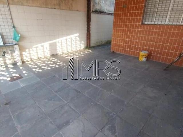 Casa / Sobrado para Venda em Praia Grande/SP Vila Caiçara 4 Quartos