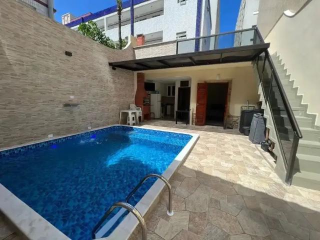 Casa / Sobrado para Venda em Praia Grande/SP Vila Caiçara 4 Quartos