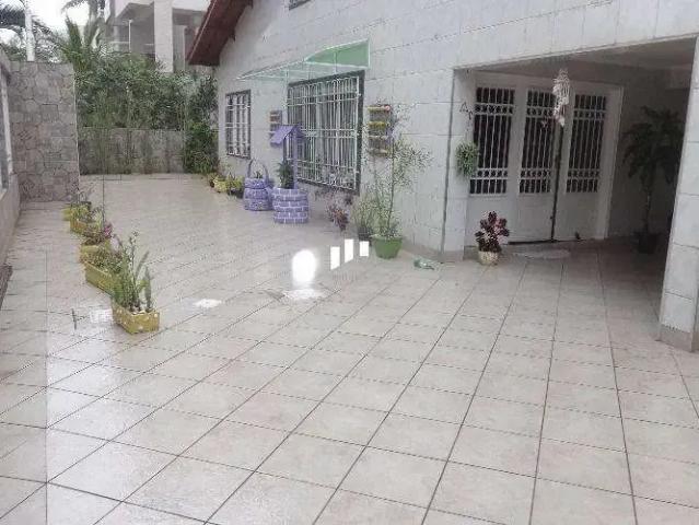 Casa / Sobrado para Venda em Praia Grande/SP Vila Caiçara 4 Quartos