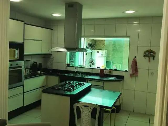 Casa / Sobrado para Venda em Praia Grande/SP Vila Caiçara 5 Quartos