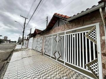 Casa / Sobrado para Venda em Praia Grande/SP Vilamar 3 Quartos
