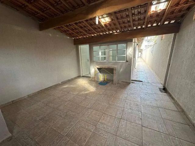 Casa / Sobrado para Venda em Praia Grande/SP Aviação 3 Quartos