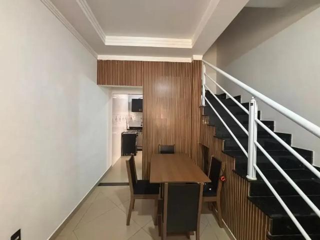 Casa / Sobrado para Venda em Praia Grande/SP Aviação 2 Quartos
