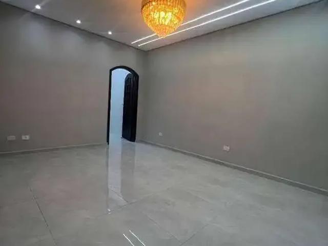 Casa / Sobrado para Venda em Praia Grande/SP Aviação 2 Quartos