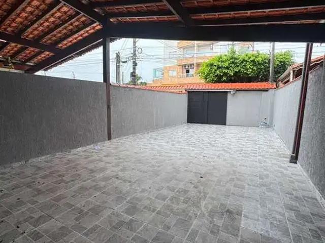 Casa / Sobrado para Venda em Praia Grande/SP Aviação 2 Quartos