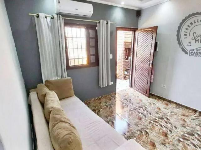 Casa / Sobrado para Venda em Praia Grande/SP Aviação 2 Quartos