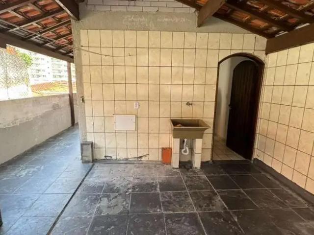 Casa / Sobrado para Venda em Praia Grande/SP Aviação 4 Quartos