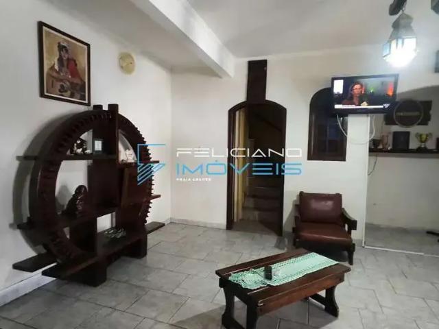 Casa / Sobrado para Venda em Praia Grande/SP Balneário Maracanã 5 Quartos