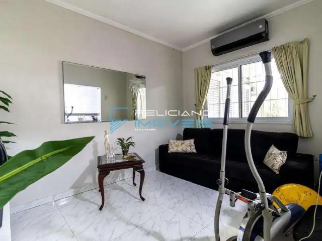 Casa / Sobrado para Venda em Praia Grande/SP Balneário Maracanã 2 Quartos