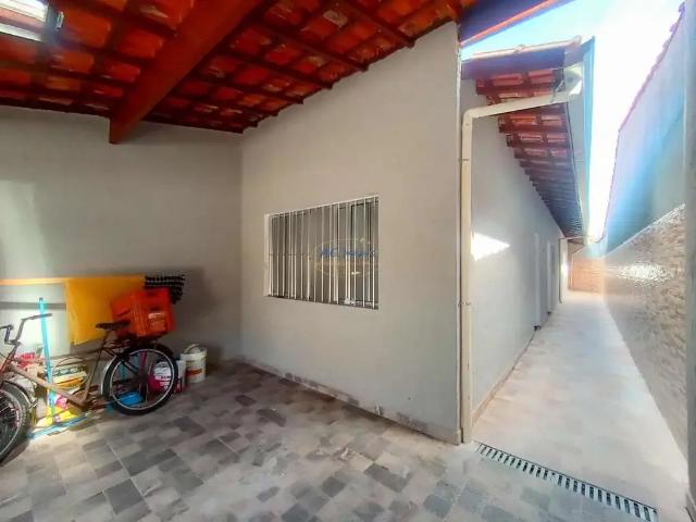 Casa / Sobrado para Venda em Praia Grande/SP Balneário Maracanã 2 Quartos