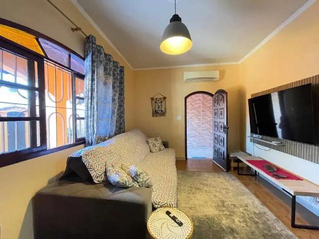 Casa / Sobrado para Venda em Praia Grande/SP Boqueirão 3 Quartos