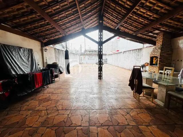 Casa / Sobrado para Venda em Praia Grande/SP Boqueirão 3 Quartos