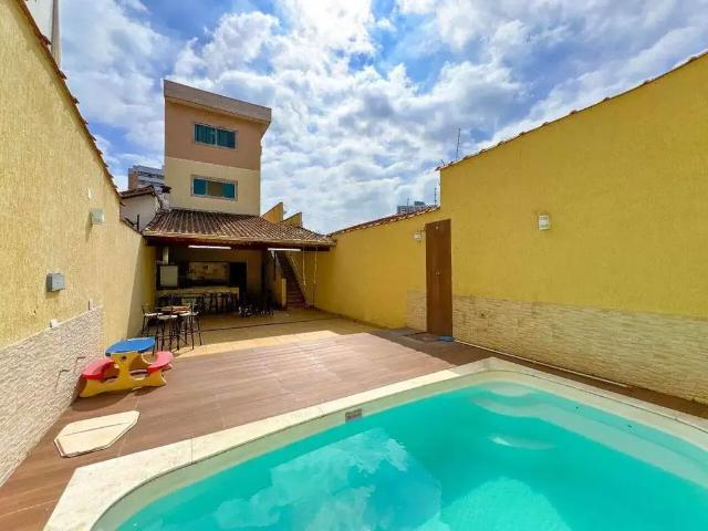 Casa / Sobrado para Venda em Praia Grande/SP Boqueirão 3 Quartos