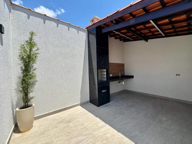 Casa / Sobrado para Venda em Praia Grande/SP Boqueirão 3 Quartos
