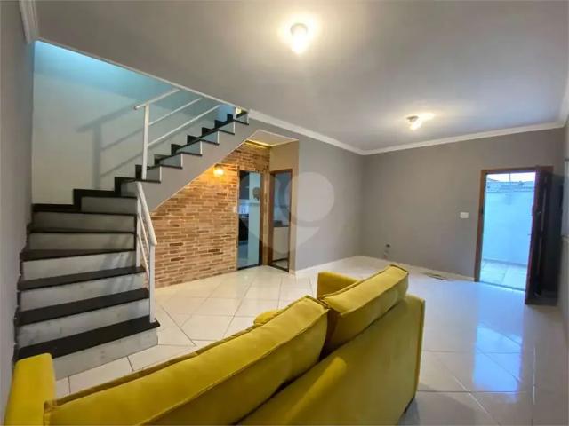 Casa / Sobrado para Venda em Praia Grande/SP Boqueirão 3 Quartos
