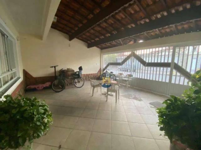 Casa / Sobrado para Venda em Praia Grande/SP Boqueirão 3 Quartos