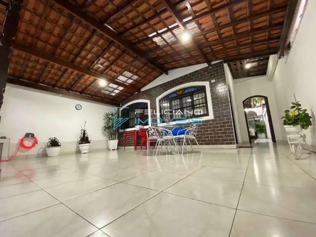 Casa / Sobrado para Venda em Praia Grande/SP Boqueirão 2 Quartos