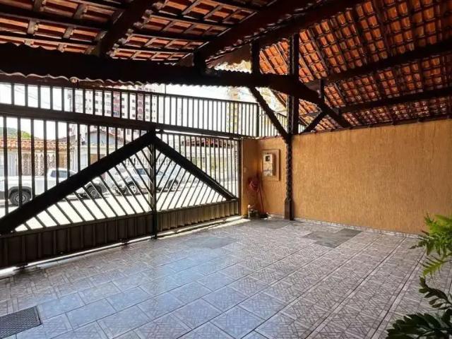 Casa / Sobrado para Venda em Praia Grande/SP Boqueirão 2 Quartos