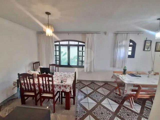 Casa / Sobrado para Venda em Praia Grande/SP Boqueirão 4 Quartos