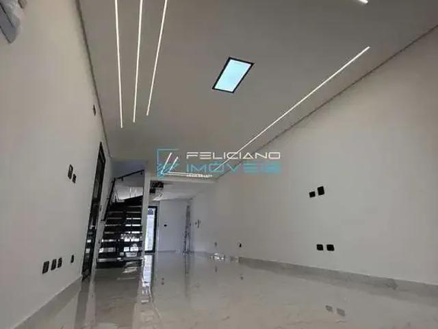 Casa / Sobrado para Venda em Praia Grande/SP Boqueirão 4 Quartos