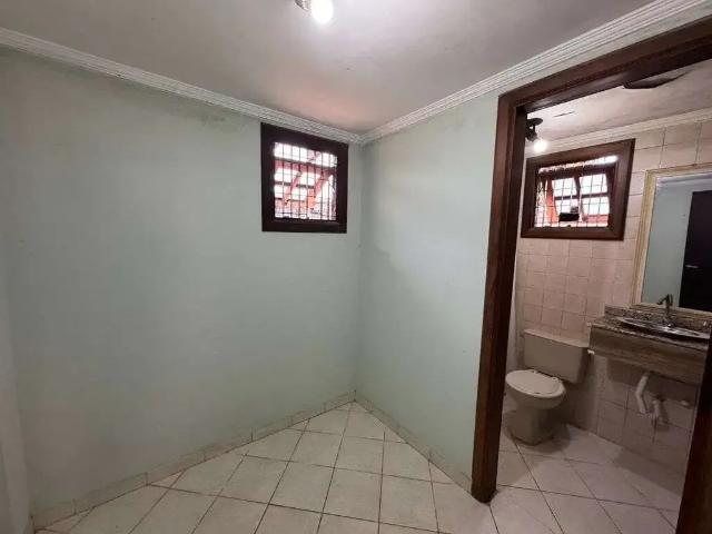 Casa / Sobrado para Venda em Praia Grande/SP Canto do Forte 4 Quartos
