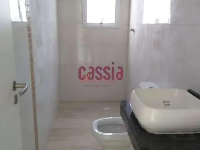 Casa / Sobrado para Venda em Praia Grande/SP Canto do Forte 4 Quartos