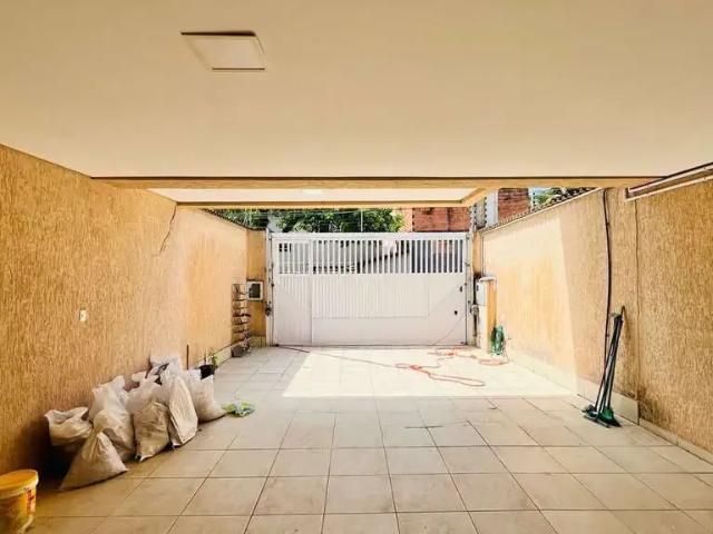 Casa / Sobrado para Venda em Praia Grande/SP Canto do Forte 4 Quartos