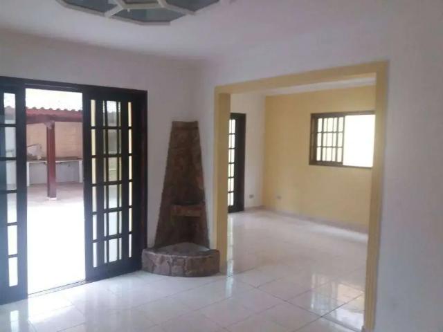 Casa / Sobrado para Venda em Praia Grande/SP Canto do Forte 4 Quartos
