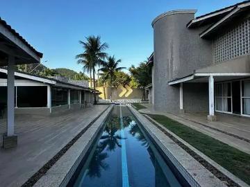 Casa / Sobrado para Venda em Praia Grande/SP Canto do Forte 4 Quartos