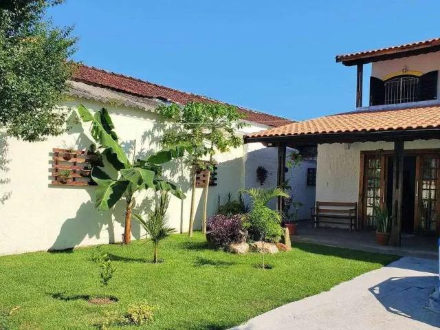 Casa / Sobrado para Venda em Praia Grande/SP Canto do Forte 5 Quartos