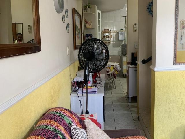 Casa / Sobrado para Venda em Praia Grande/SP Canto do Forte 2 Quartos