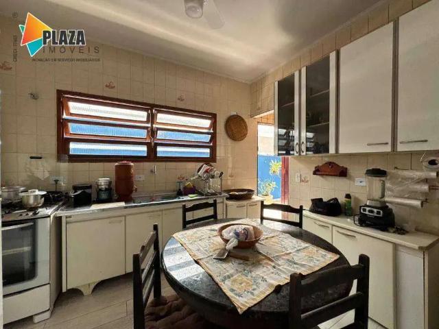 Casa / Sobrado para Venda em Praia Grande/SP Canto do Forte 2 Quartos